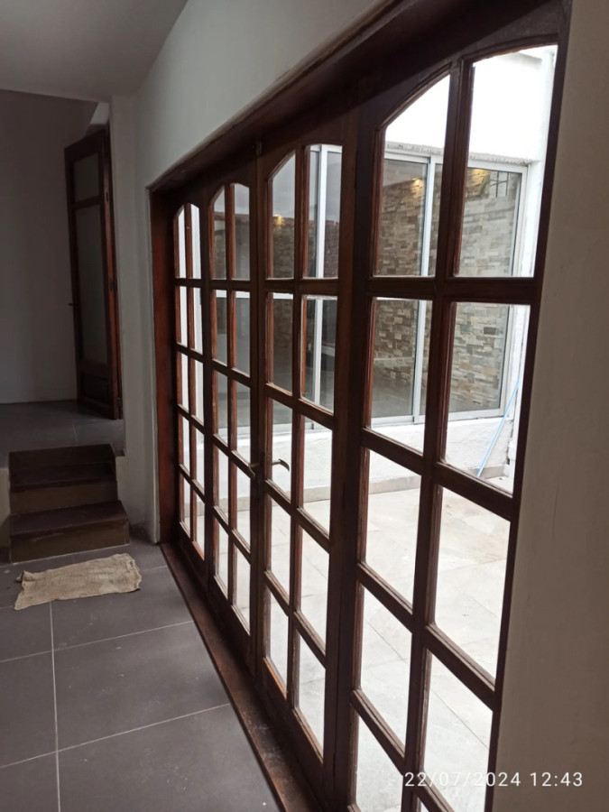 Casa ID.12860 - Alquiler Casa 3 Dormitorios 2 Baños Con Patio Y Parrillero Azotea Sin Gastos En Mercado Modelo