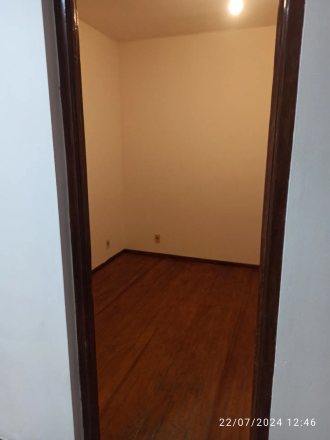 Casa ID.12860 - Alquiler Casa 3 Dormitorios 2 Baños Con Patio Y Parrillero Azotea Sin Gastos En Mercado Modelo