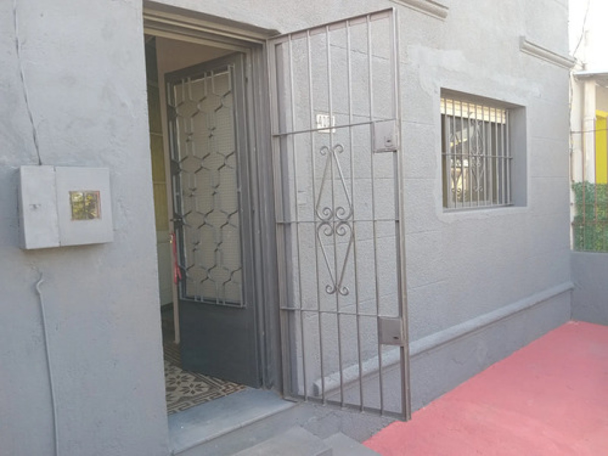 Casa ID.12409 - Alquiler de casa 2 dormitorios en Cerrito