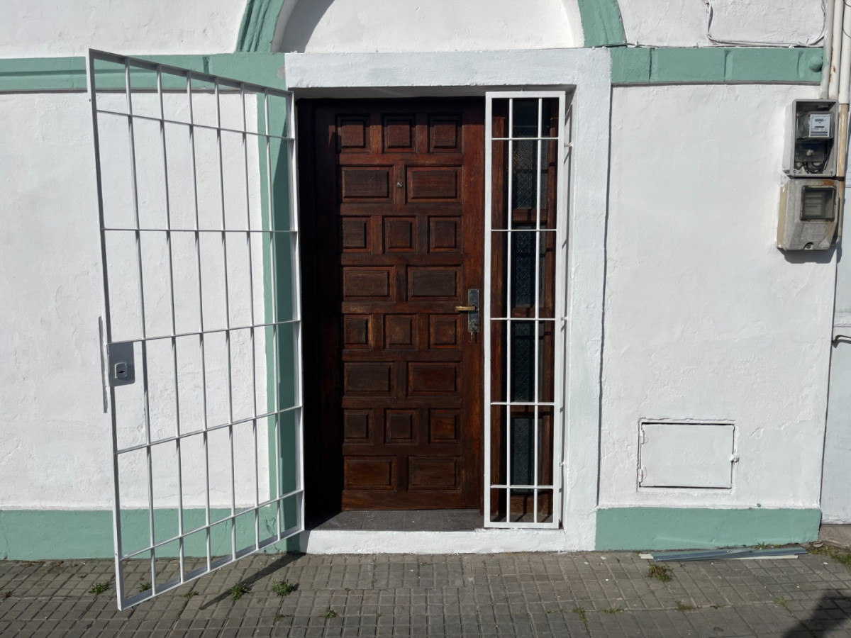 Casa ID.12934 - Alquiler Apto Tipo Casa 1 Dormitorio Patio Lavadero Unión