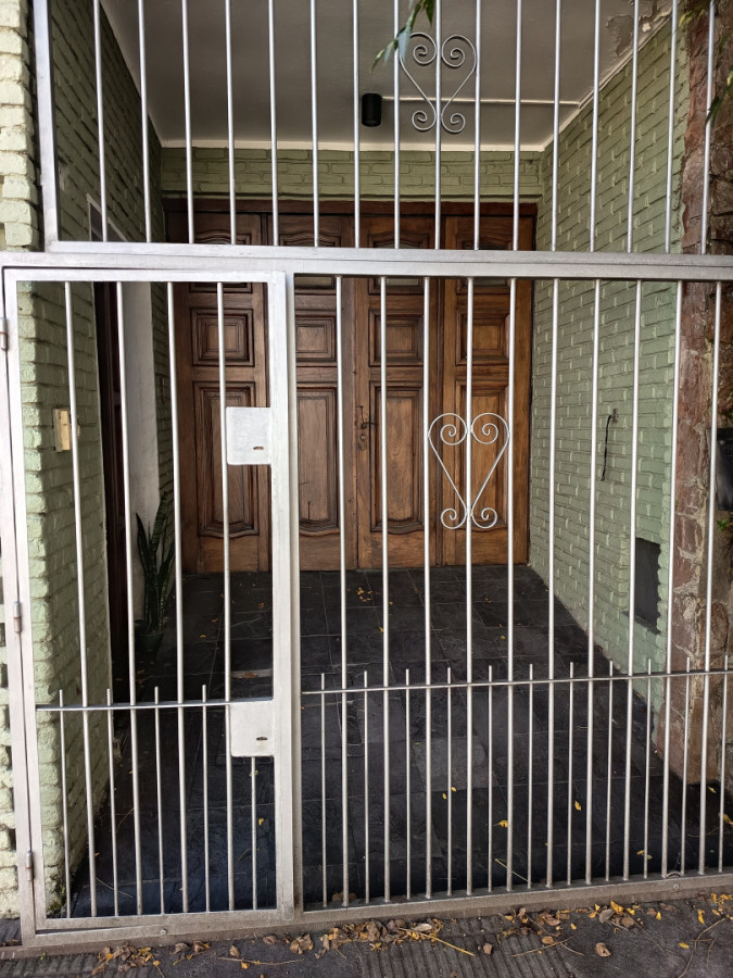 Casa ID.12015 - Venta Casa Dúplex Excelente Estado Garaje En Jacinto Vera