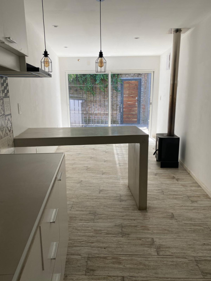 Casa ID.12917 - Alquiler Casa PH 1 Dormitorio Dos Patios Grandes Punta Gorda