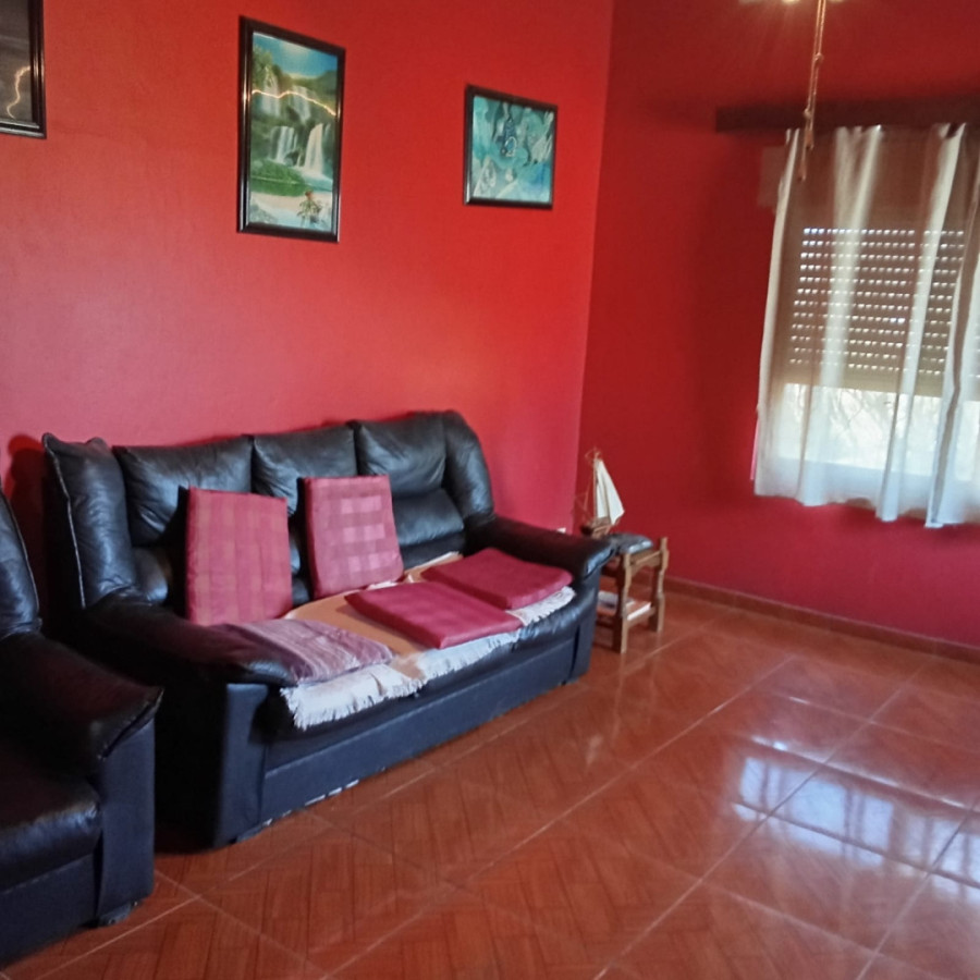 Casa ID.12989 - Venta Casa Con Apartamento Y Gran Terreno En Toledo Canelones