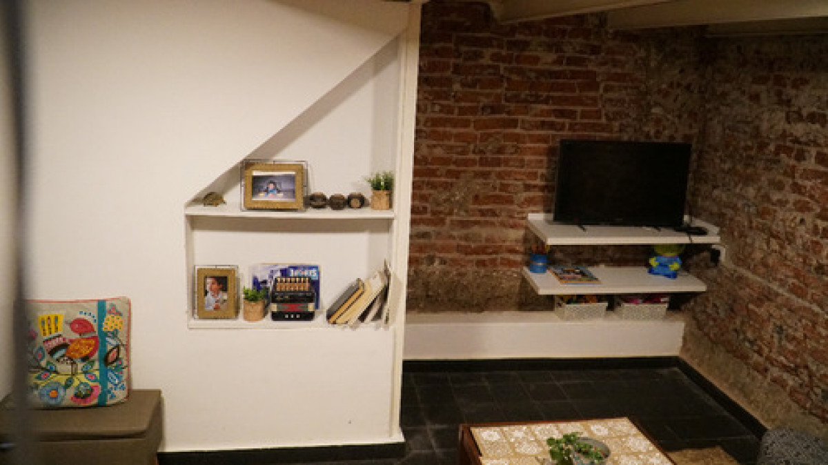 Casa ID.11273 - Venta Casa La Blanqueada 4 Cuartos Jardin Cochera Parrillero Horno Barro