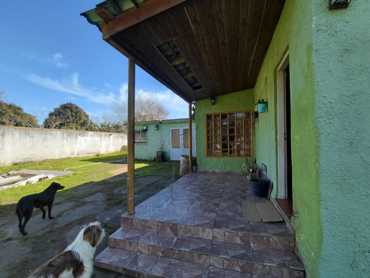 Casa ID.12989 - Venta Casa Con Apartamento Y Gran Terreno En Toledo Canelones