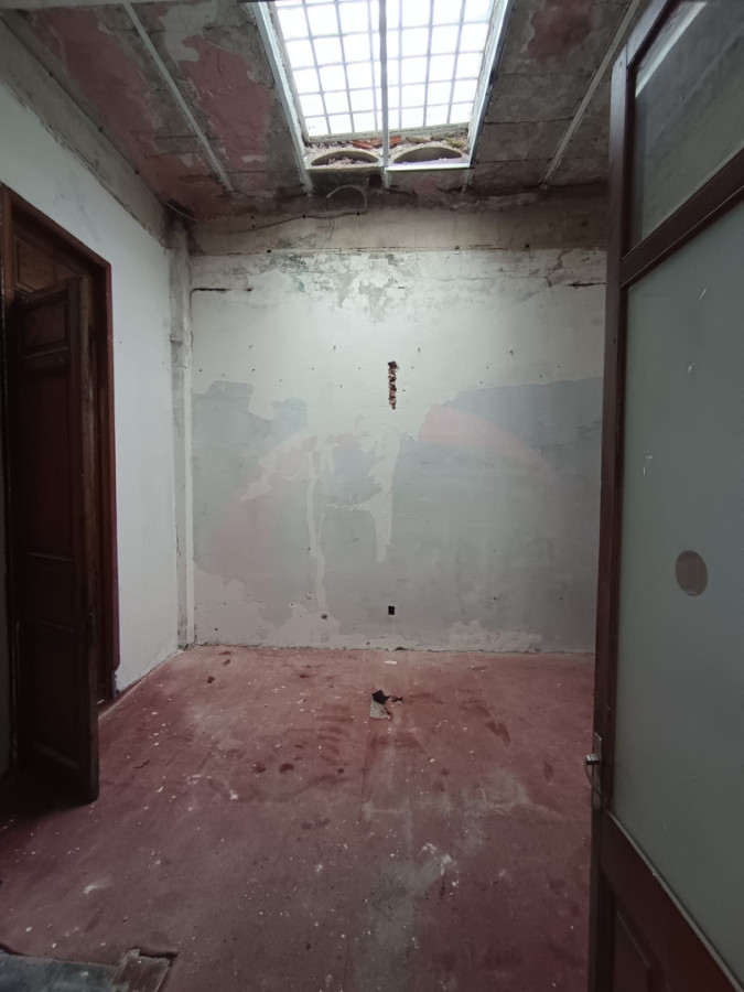 Casa ID.6763 - Venta Casa A Reciclar En Parque Rodó Para Vivienda O Empresa