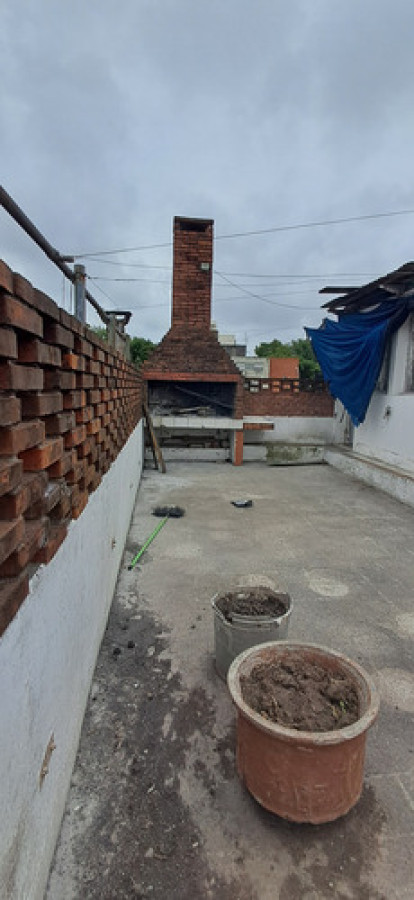 Casa ID.11527 - Alquiler De Casa Planta Alta 2 Dormitorios Con Parrillero En Tres Cruces