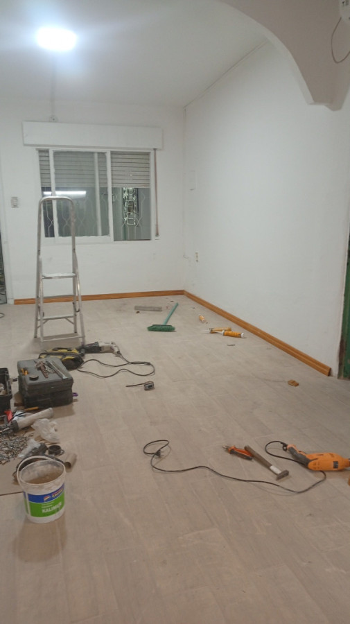 Casa ID.12713 - Alquiler De Casa 2 Dormitorios Con Patio Cochera Sin Gastos Comunes En La Teja