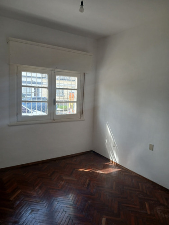 Casa ID.10959 - Casa en Jacinto Vera, 2 dormitorios, Sin Gastos Comunes. Mascotas Bienvenidas