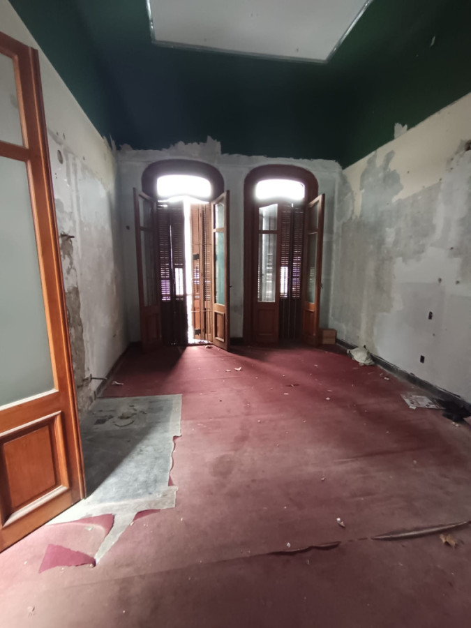 Casa ID.6763 - Venta Casa A Reciclar En Parque Rodó Para Vivienda O Empresa