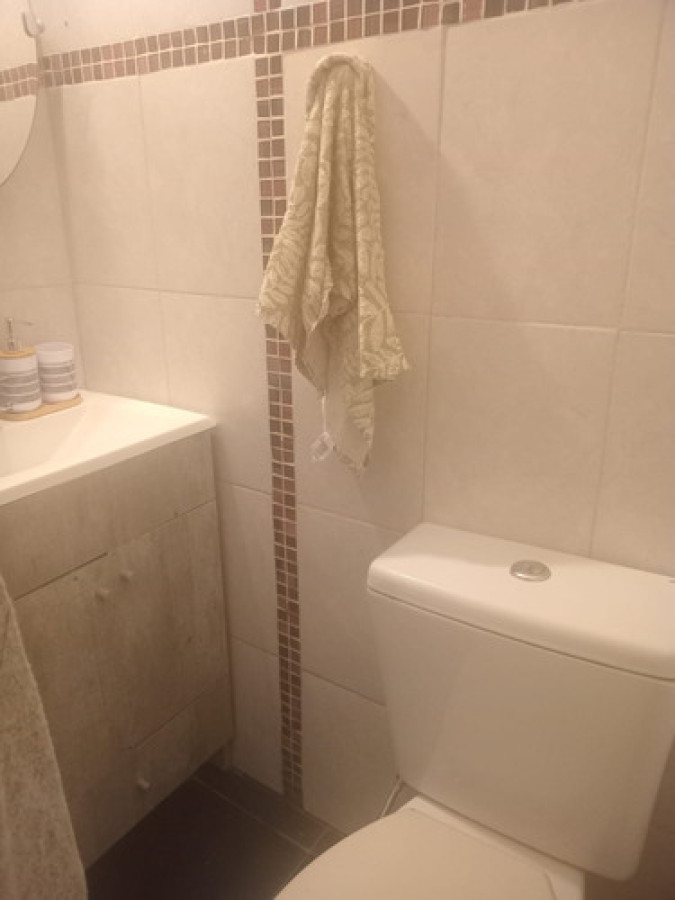 Casa ID.9677 - Hermosa Casa De 4 Dorm Cochera Jardín Terraza Parrillero