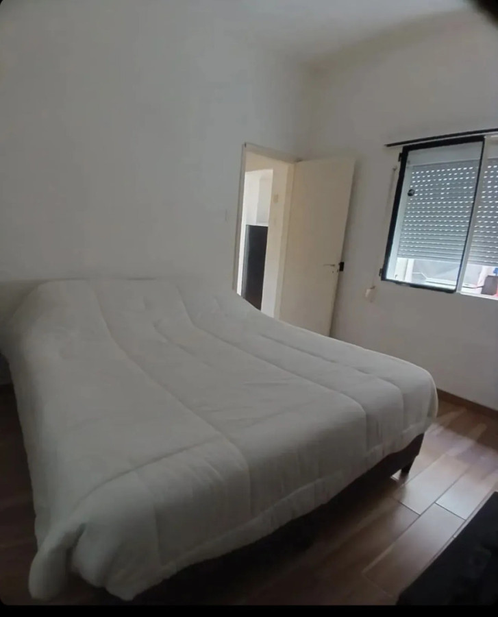 Casa ID.12806 - Alquiler De Casa 1 Dormitorio Con Patio Al Frente Sin Gastos Comunes En Aires Puros