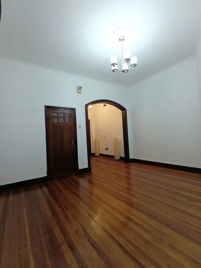 Casa ID.11965 - Alquiler de casa 2 dormitorios en Pocitos