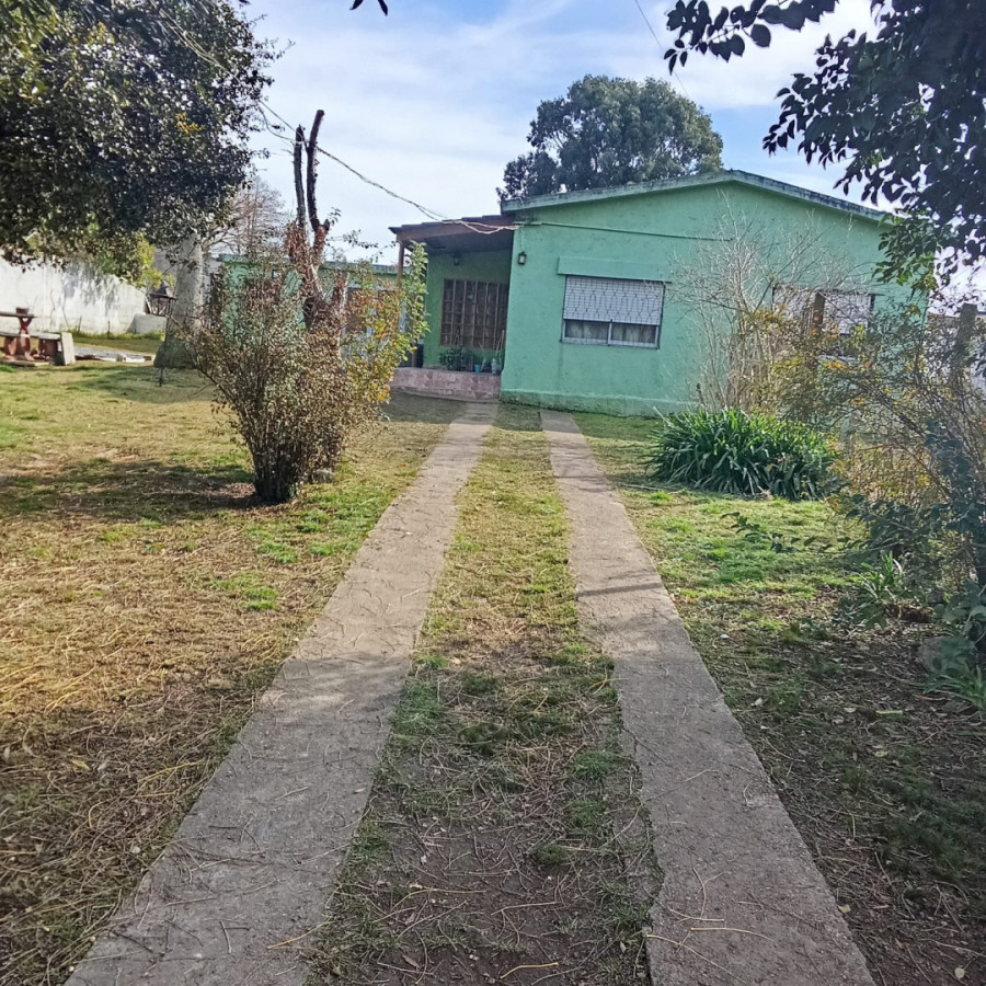Casa ID.12989 - Venta Casa Con Apartamento Y Gran Terreno En Toledo Canelones