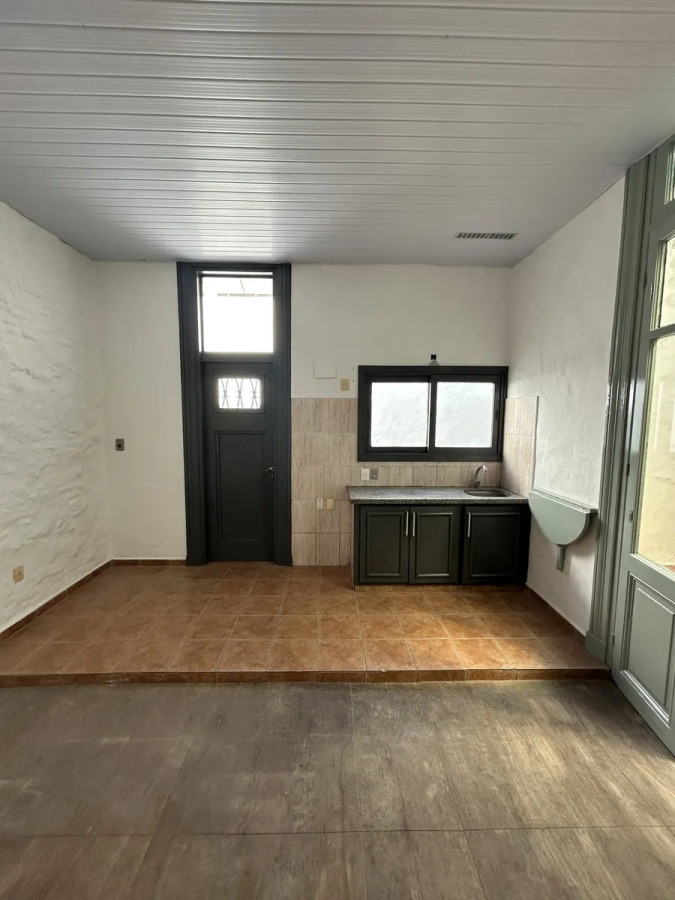 Casa ID.11040 - Alquiler Casa 2 Dormitorios Con Patio Sin Gastos Barrio Sur