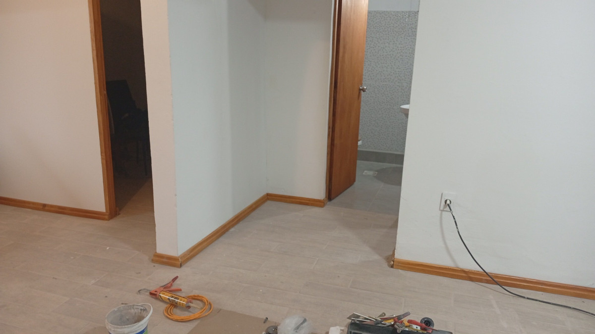 Casa ID.12713 - Alquiler De Casa 2 Dormitorios Con Patio Cochera Sin Gastos Comunes En La Teja