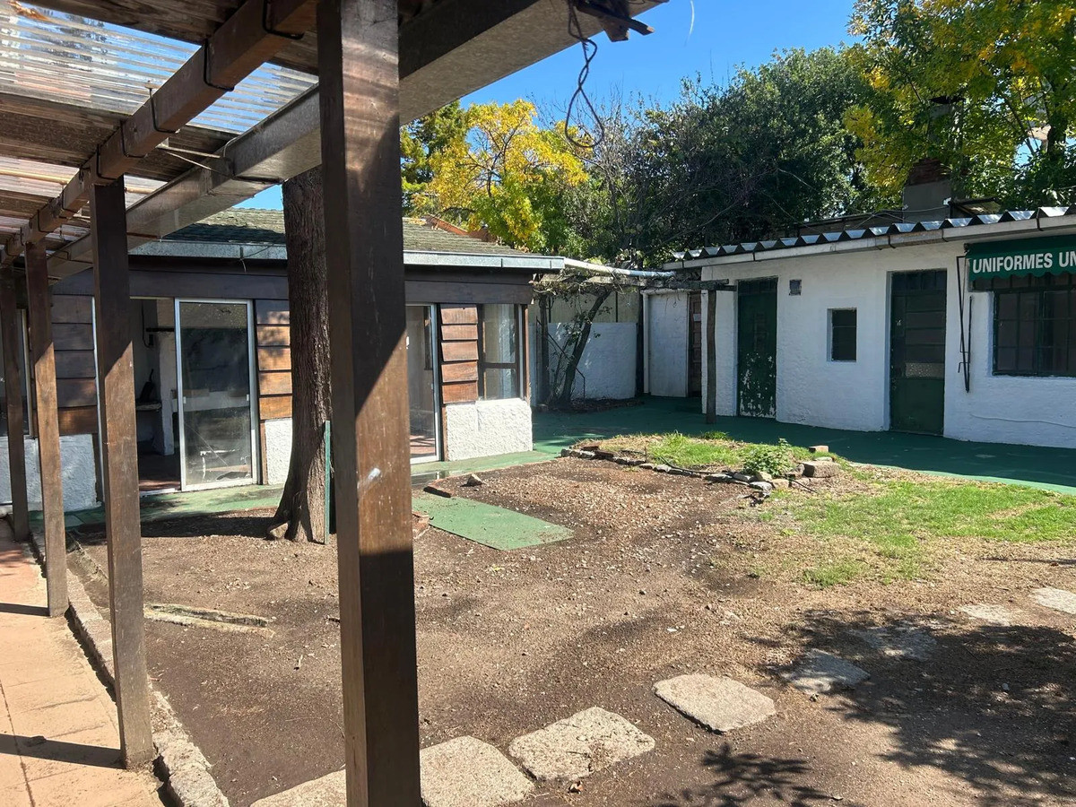 Casa ID.12174 - Alquiler Casa 4 Dormitorios Garaje Sin Gastos En Carrasco