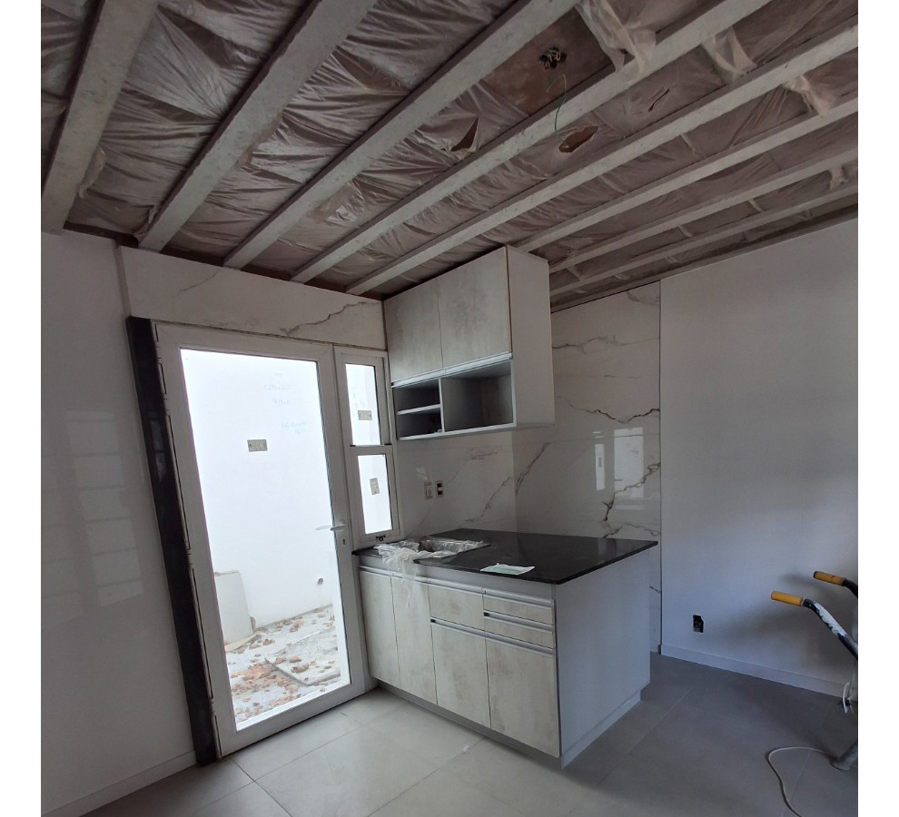 Casa ID.8004 - Venta Casa Dúplex A Estrenar 2 Dormitorios Patio En Cordón