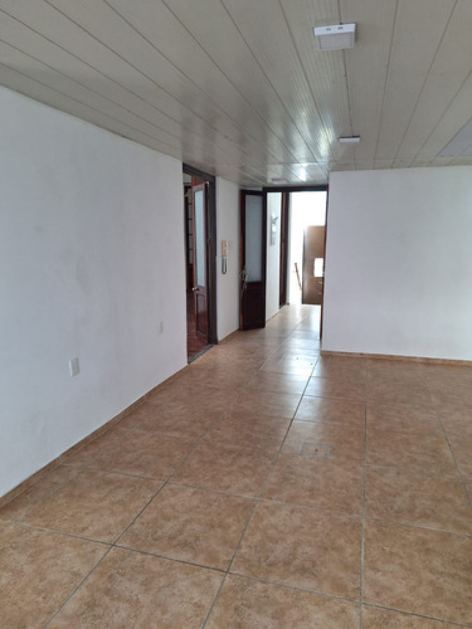 Casa ID.10710 - Casa Reciclada A Nuevo A Estrenar 4 Dormitorios En Tres Cruces