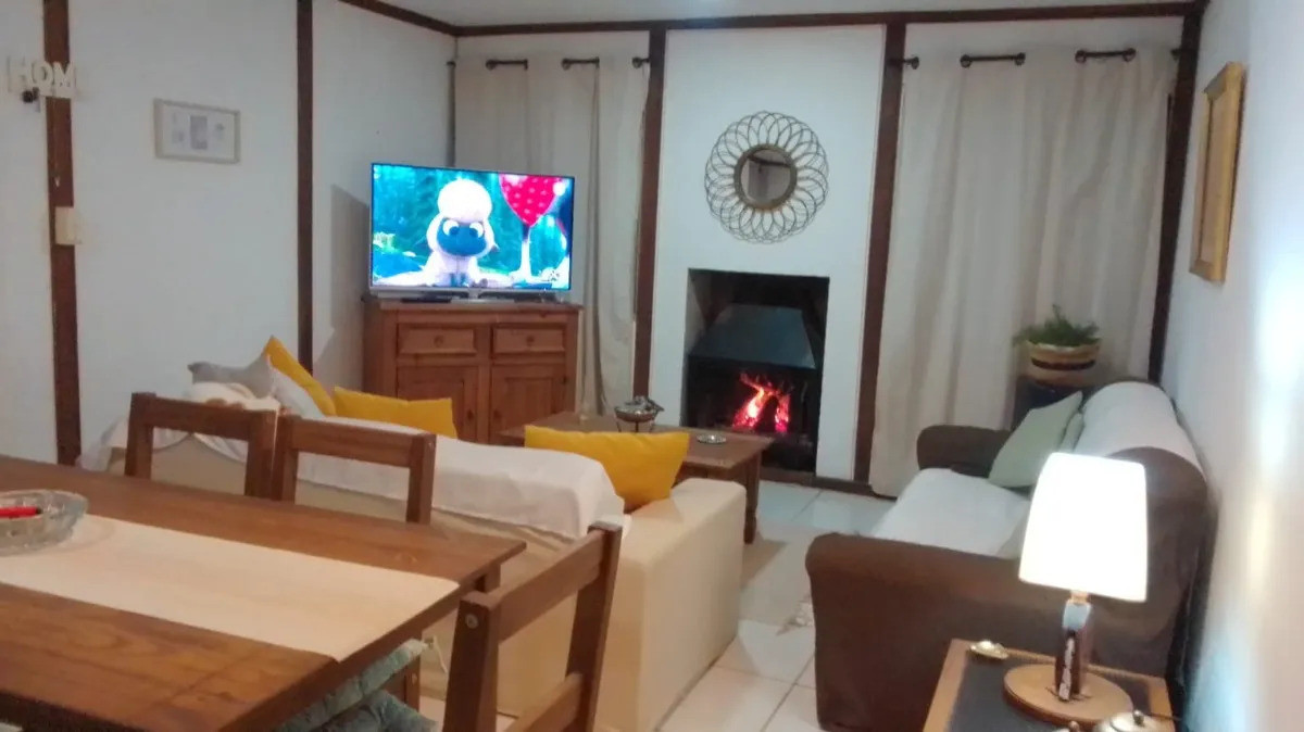 Casa ID.10704 - Linda Casa en Salinas De 3 Dormitorios Con Cochera Y Jardin