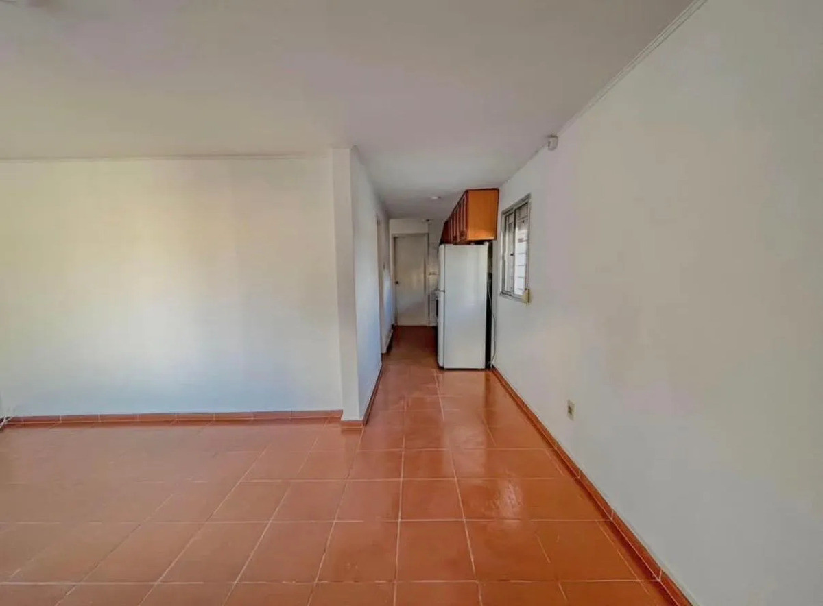 Casa ID.13132 - Alquiler Casa De 1 Dormitorio Con Cochera Sin Gastos Comunes En Buceo