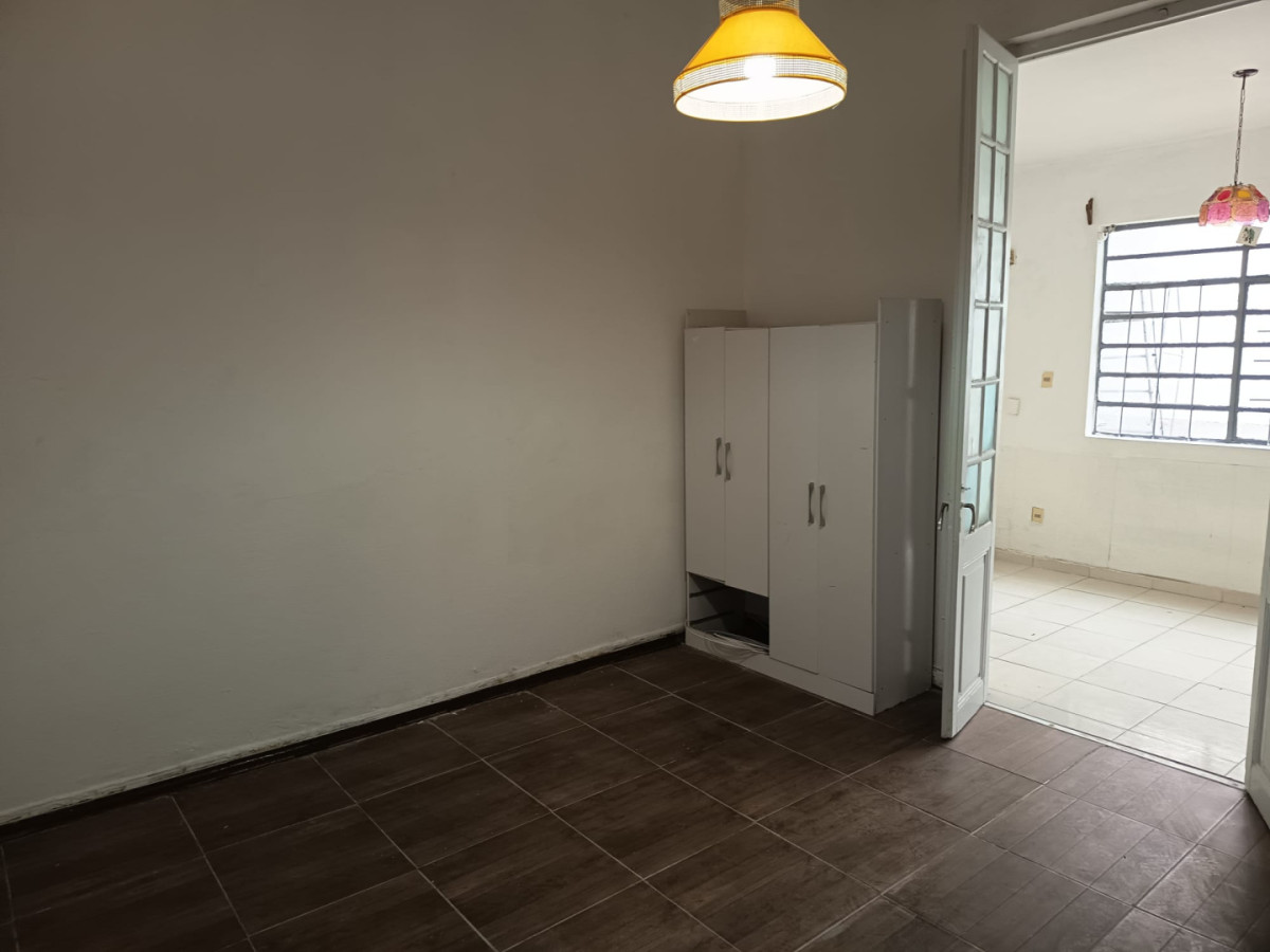 Casa ID.13059 - Alquiler Casa De 1 Dormitorio Luminosa Sin Gastos Comunes En Brazo Oriental