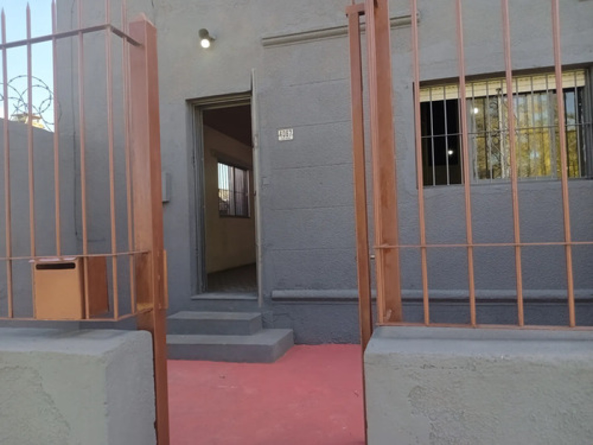 Casa ID.12409 - Alquiler de casa 2 dormitorios en Cerrito