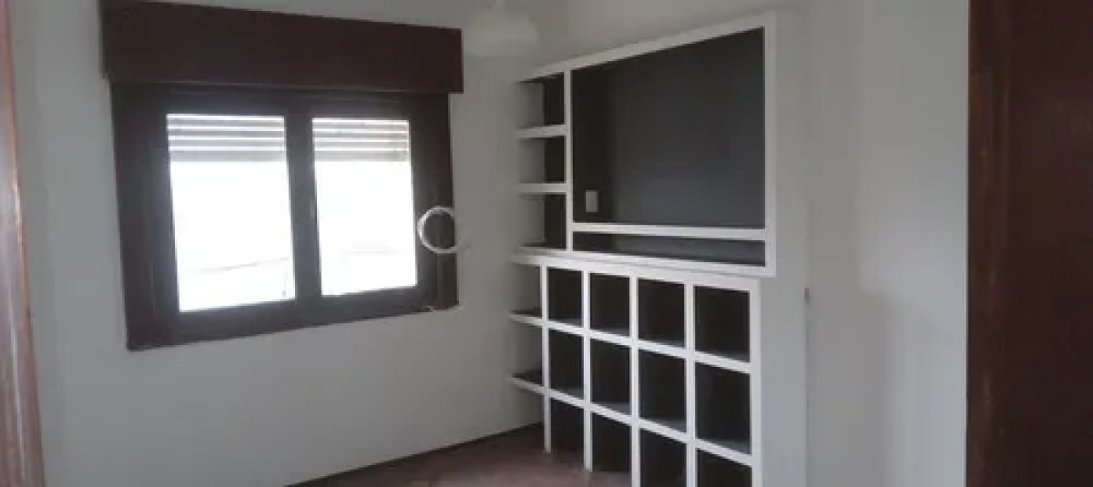 Casa ID.10195 - CASA EN ALQUILER EN MALVIN 2 DORMITORIOS!