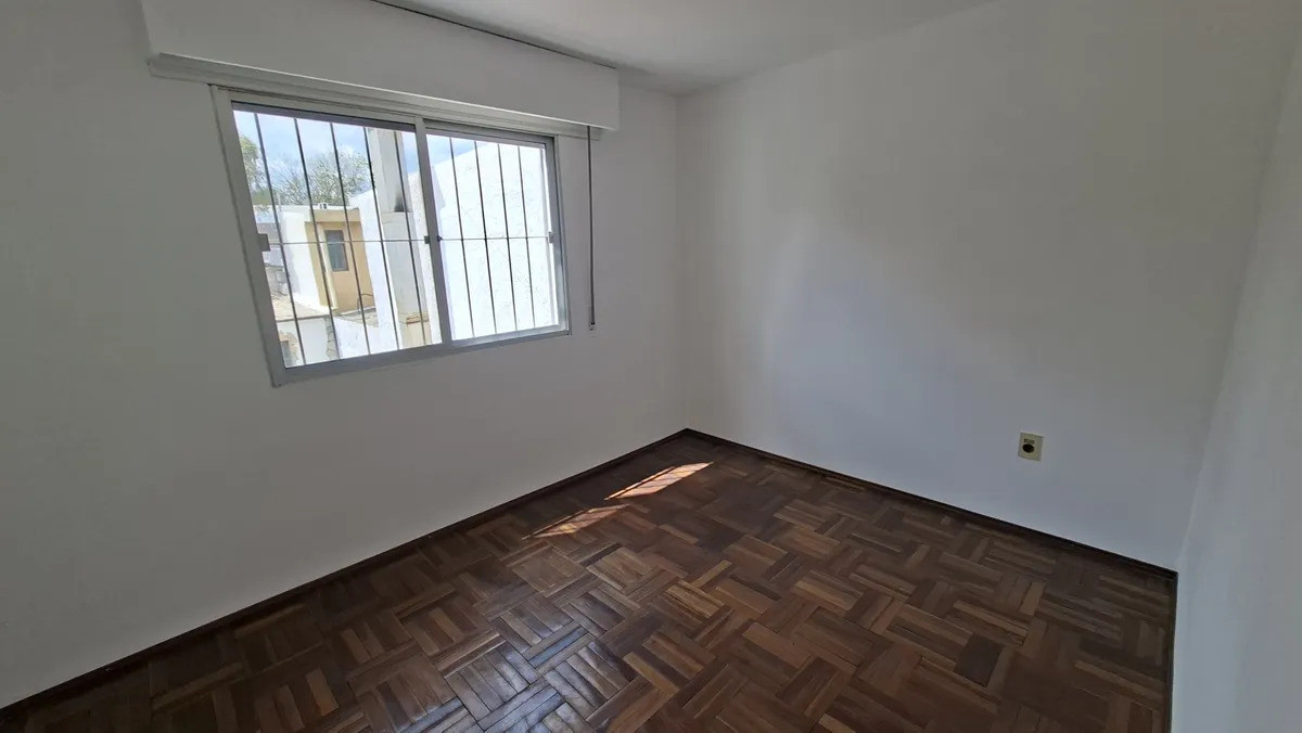 Casa ID.11059 - Alquiler Casa De Altos A Nuevo 2 Dormitorios Pocitos Nuevo