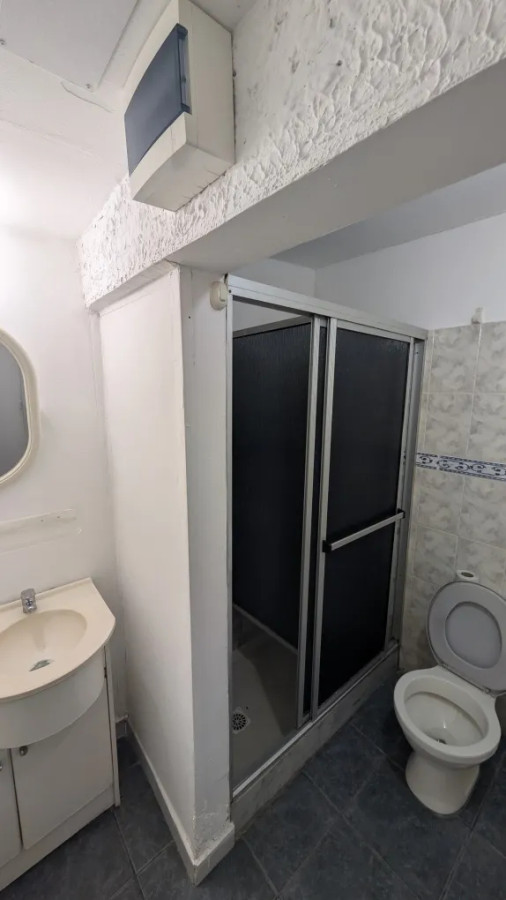 Casa ID.10660 - Alquiler Casa 2 Dormitorios 2 Baños Cochera En Puerto Buceo