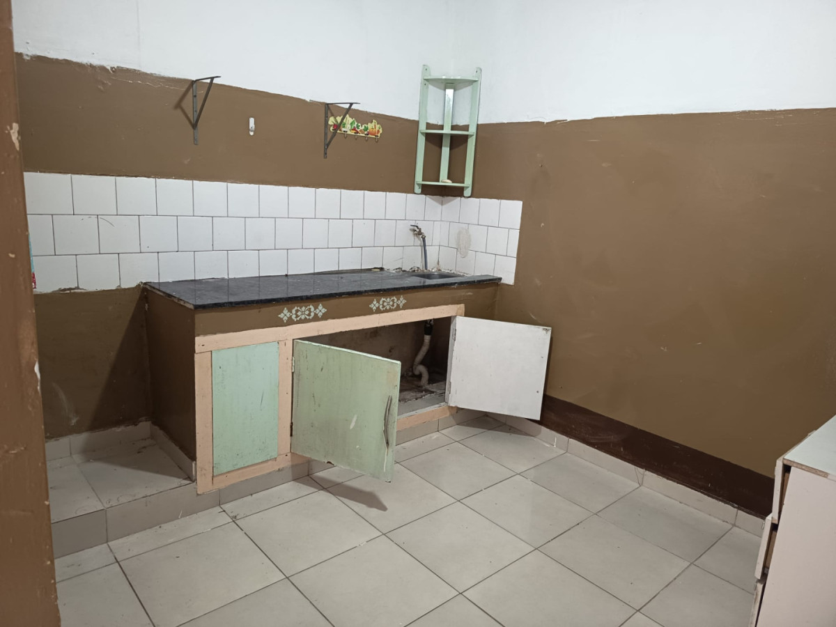Casa ID.13059 - Alquiler Casa De 1 Dormitorio Luminosa Sin Gastos Comunes En Brazo Oriental