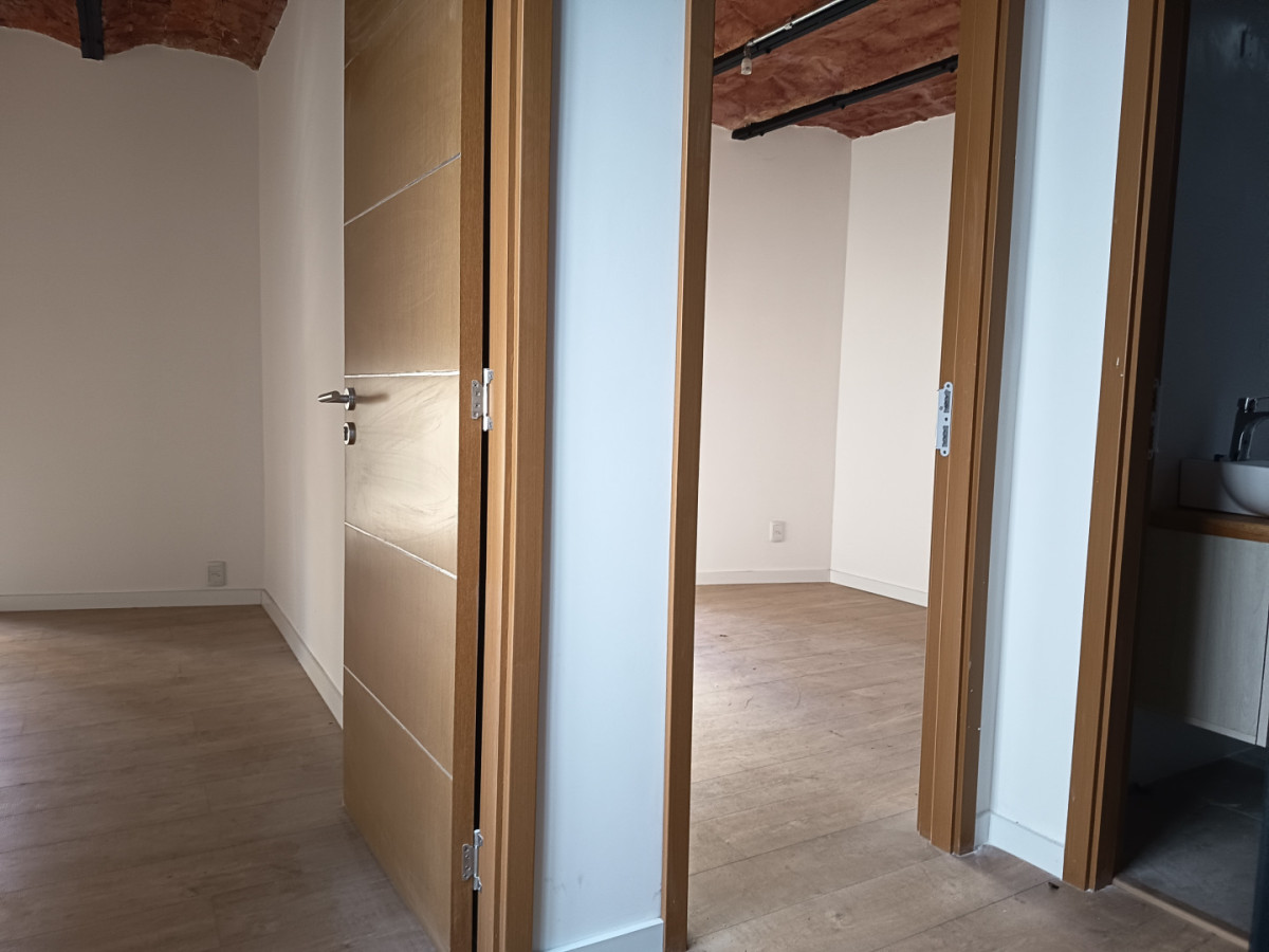 Casa ID.12922 - Casa PH Reciclada 2 Dormitorios Sin GC Cordón Azotea 