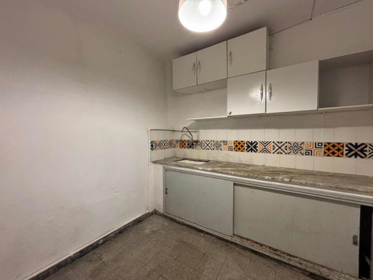 Casa ID.11450 - Alquiler De Casa, 1 Dormitorio, 1 Baño, Garaje, Excelente, En Brazo Oriental.