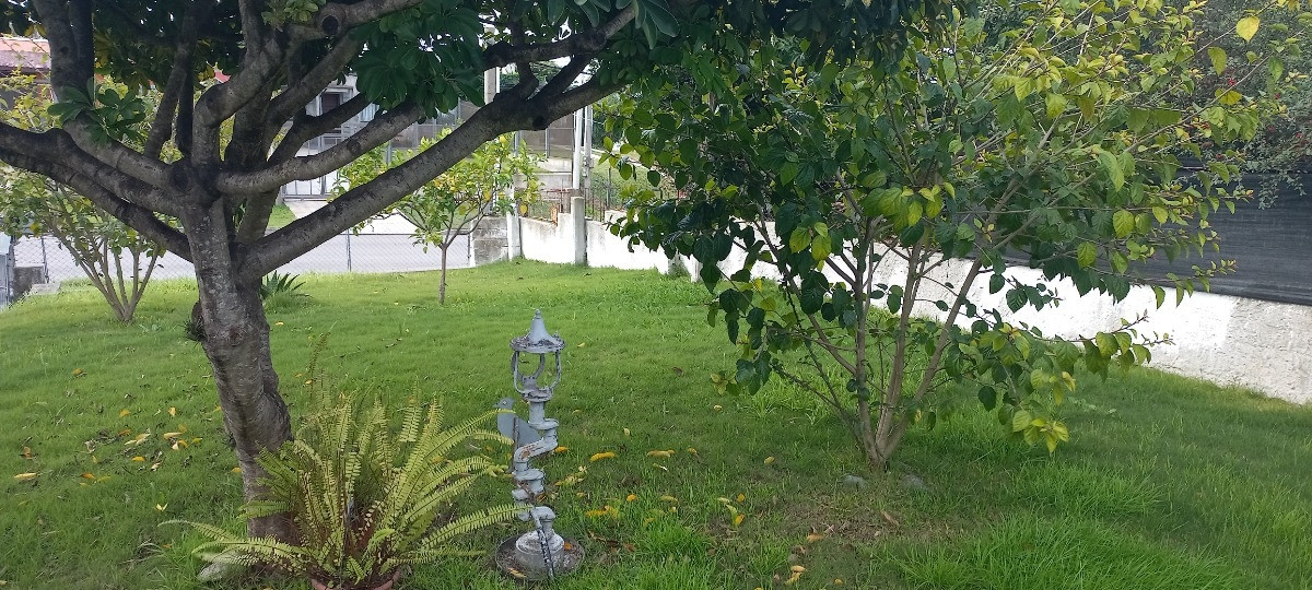 Casa ID.4758 - Venta Casa 2 Dormitorios Cochera 2 Autos Patio Peñarol Jardín