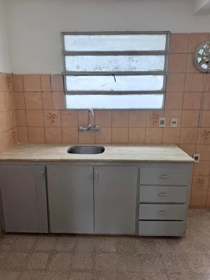 Casa ID.13219 - Alquiler Casa Planta Baja 2 Dormitorios Patio Sin Gastos Comunes En Buceo