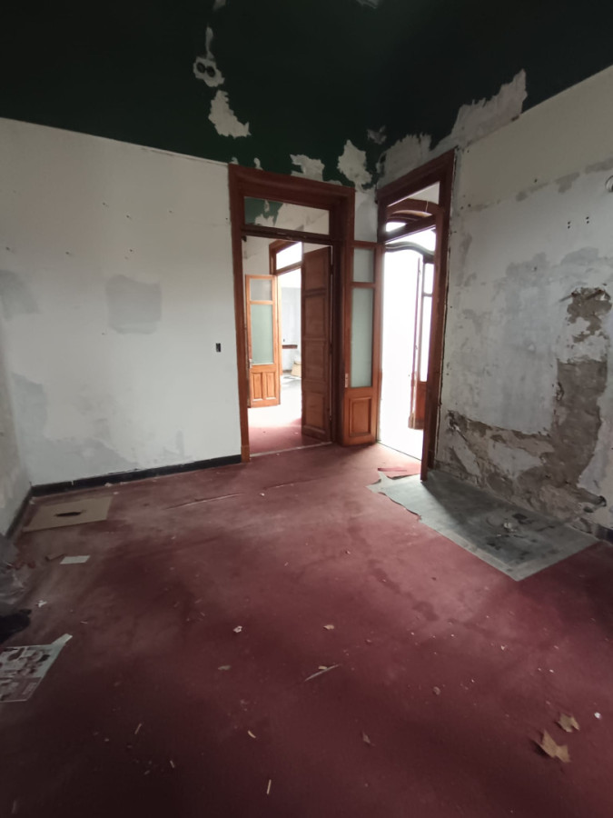 Casa ID.6763 - Venta Casa A Reciclar En Parque Rodó Para Vivienda O Empresa