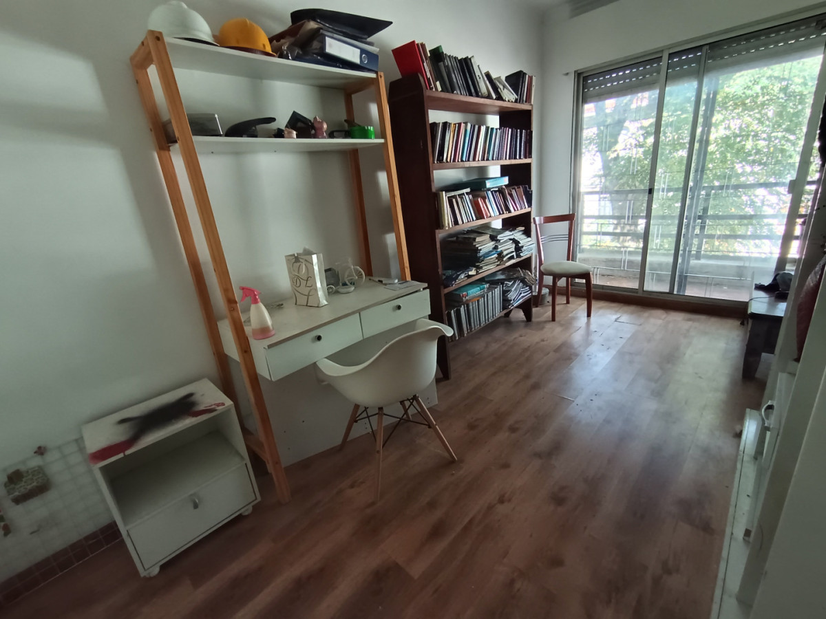 Casa ID.12015 - Venta Casa Dúplex Excelente Estado Garaje En Jacinto Vera