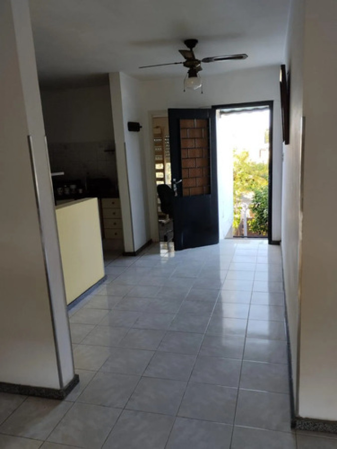 Casa ID.11830 - Alquiler de casa 2 dormitorios en Jardines del Hipodromo