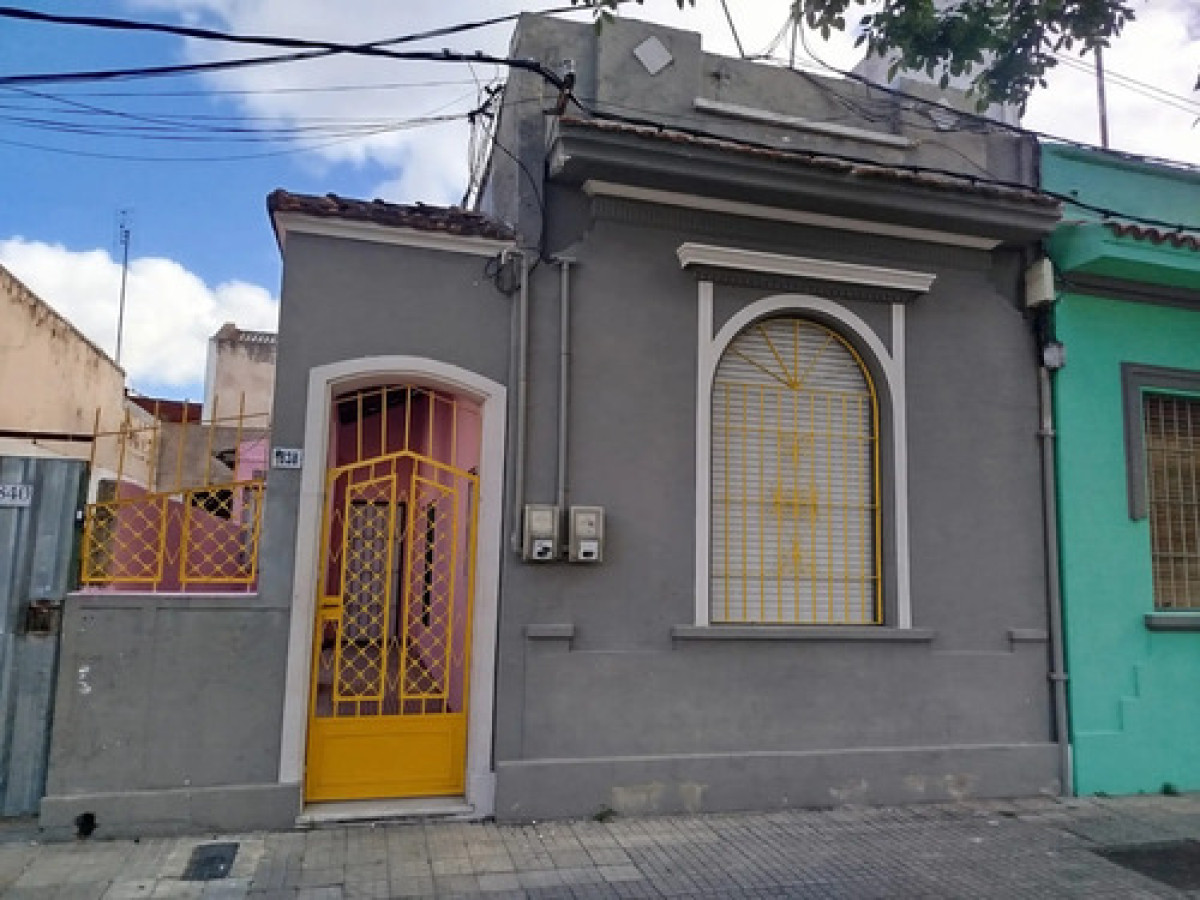 Casa ID.12298 - Casa Independiente 3 Dormitorios Grandes Terraza Brazo Oriental