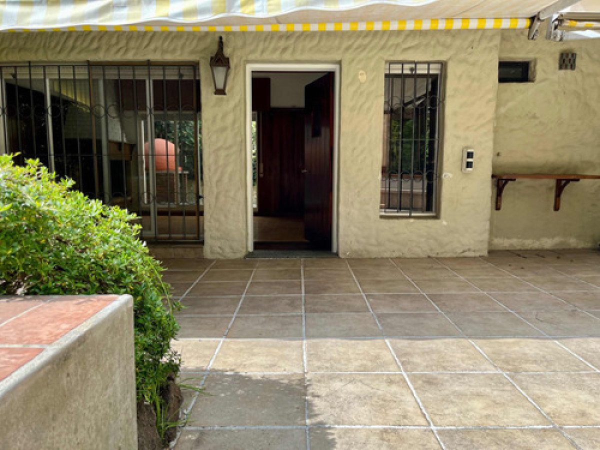 Casa ID.10555 - Hermosa Casa Ideal Empresa, U Hogar Con Cochera