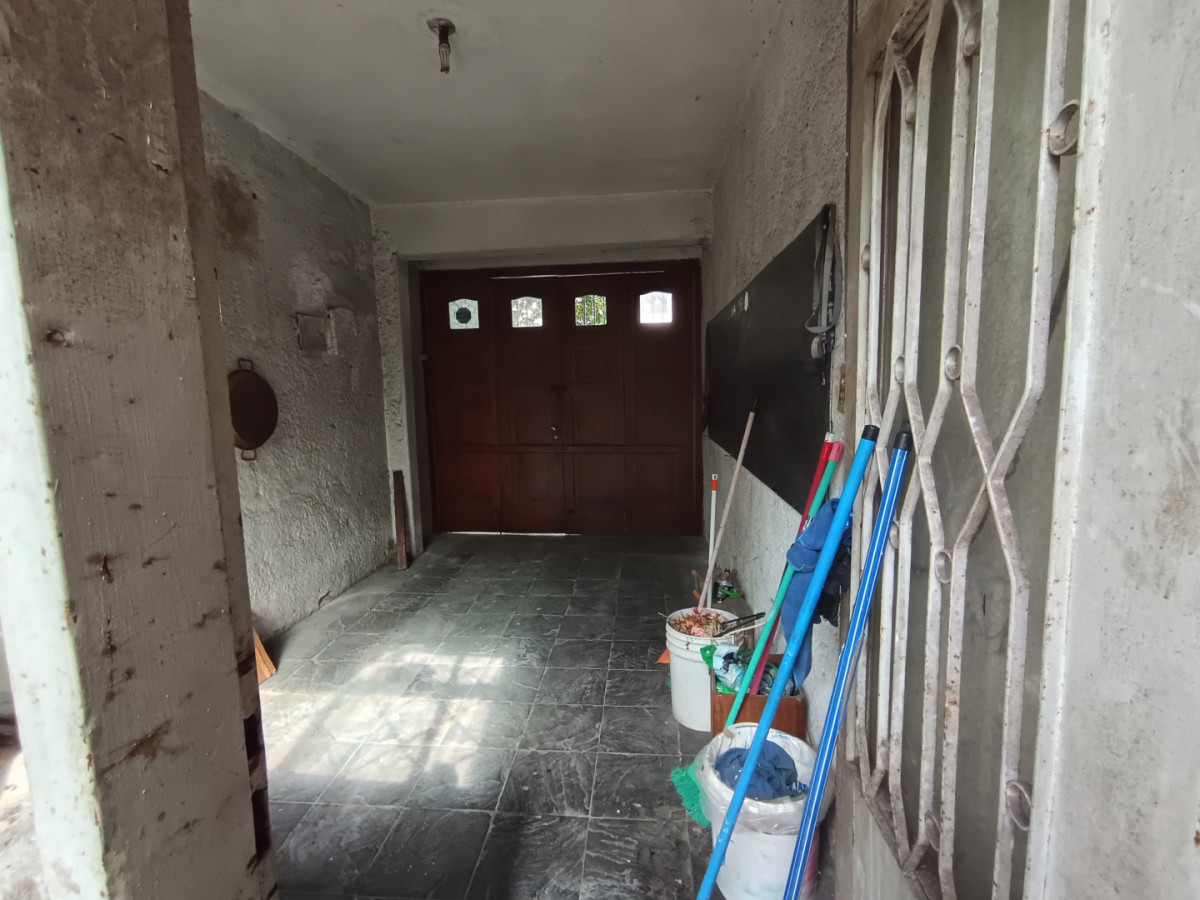 Casa ID.12015 - Venta Casa Dúplex Excelente Estado Garaje En Jacinto Vera