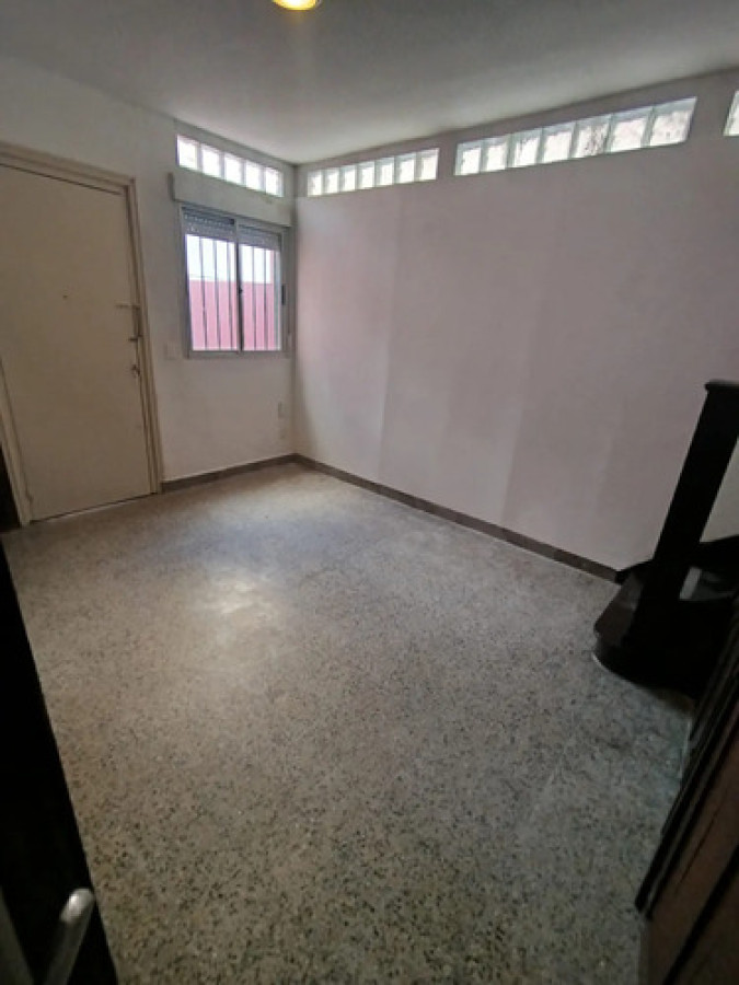 Casa ID.12298 - Casa Independiente 3 Dormitorios Grandes Terraza Brazo Oriental