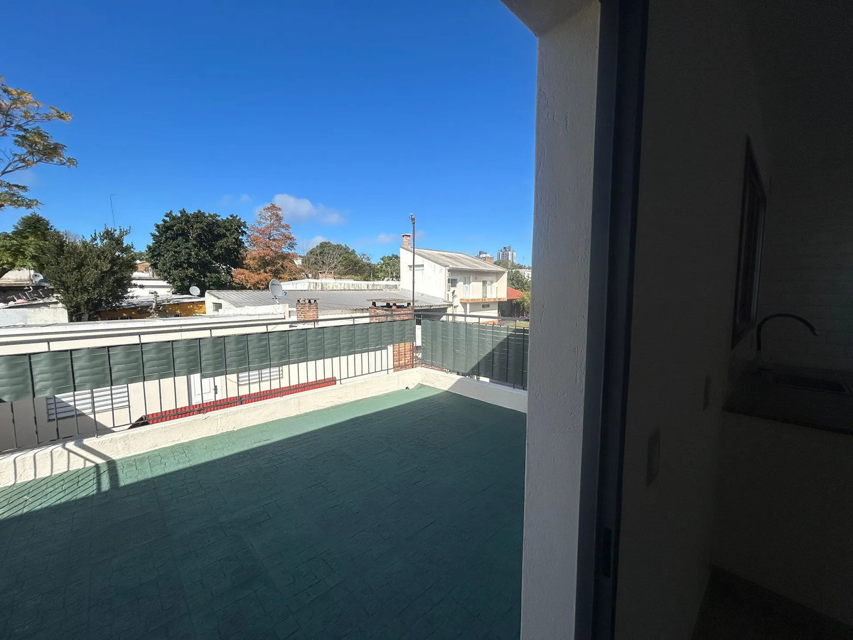 Casa ID.12390 - Alquiler Casa A Nuevo 3 Dormitorios Cochera En Malvin Norte