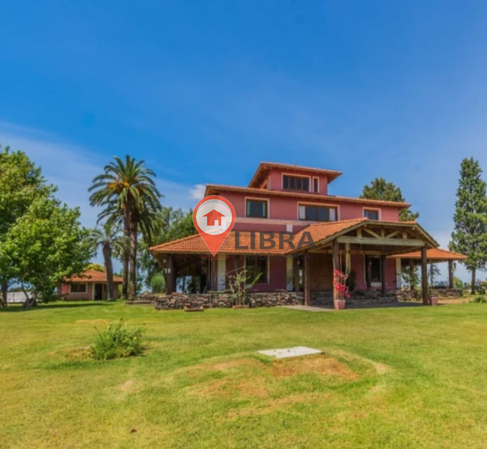 Chacra ID.2731 - Se Vende Casa De Campo Con Salón De Fiestas Y Pista Hípica