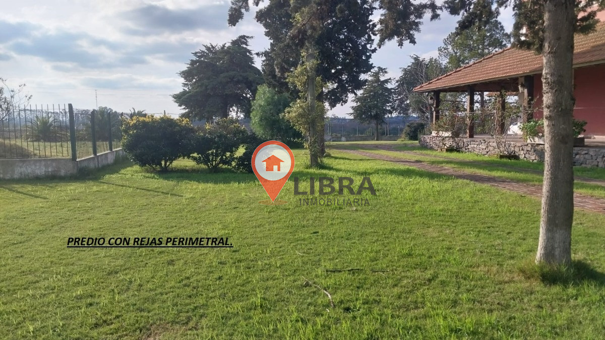 Chacra ID.2731 - Se Vende Casa De Campo Con Salón De Fiestas Y Pista Hípica