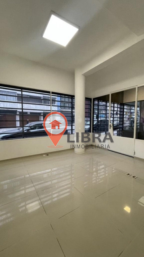 Local Comercial ID.7633 - Local Comercial Amplio Ideal Para Emprendedores En Centro 