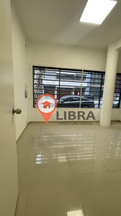 Local Comercial ID.7633 - Local Comercial Amplio Ideal Para Emprendedores En Centro 