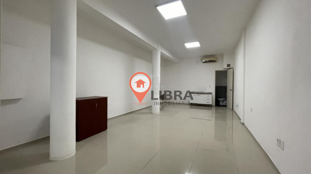 Local Comercial ID.7633 - Local Comercial Amplio Ideal Para Emprendedores En Centro 