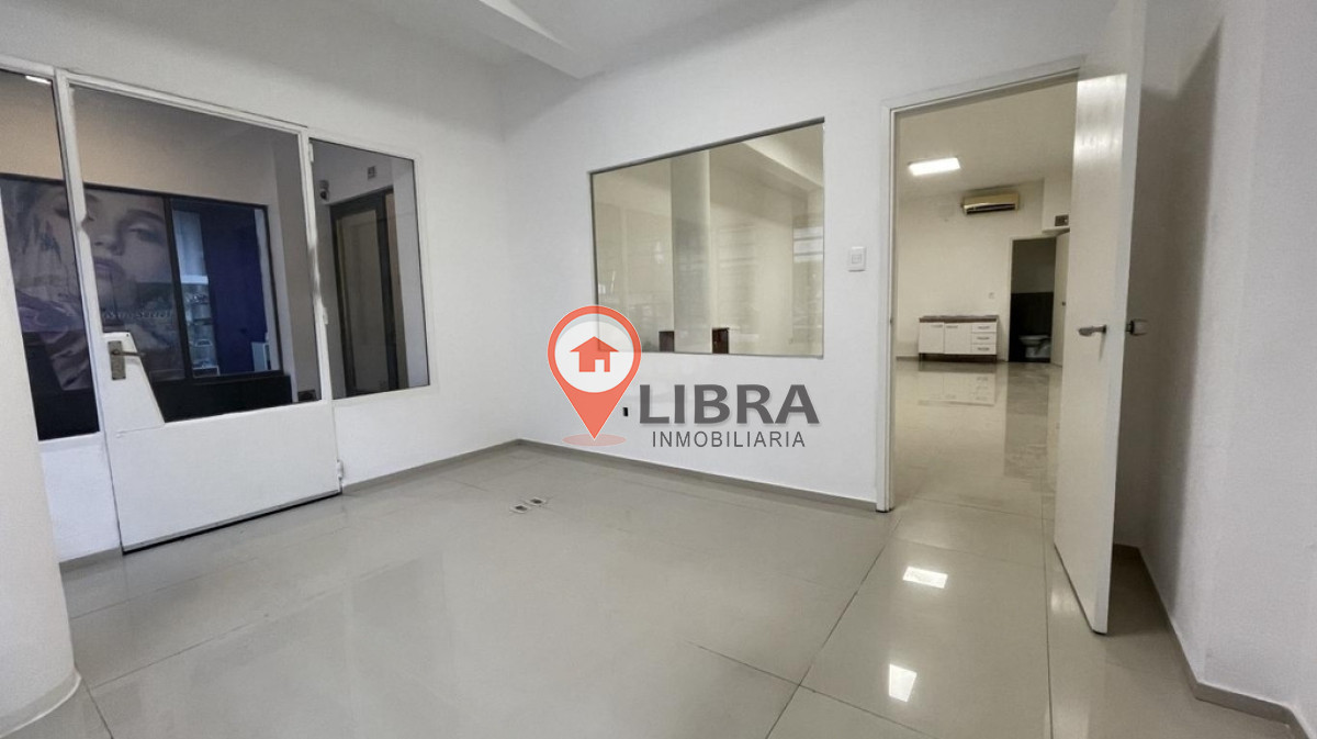 Local Comercial ID.7633 - Local Comercial Amplio Ideal Para Emprendedores En Centro 
