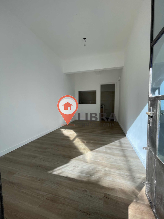 Local Comercial ID.9655 - Local, Estudio o Oficina En Excelente Zona 